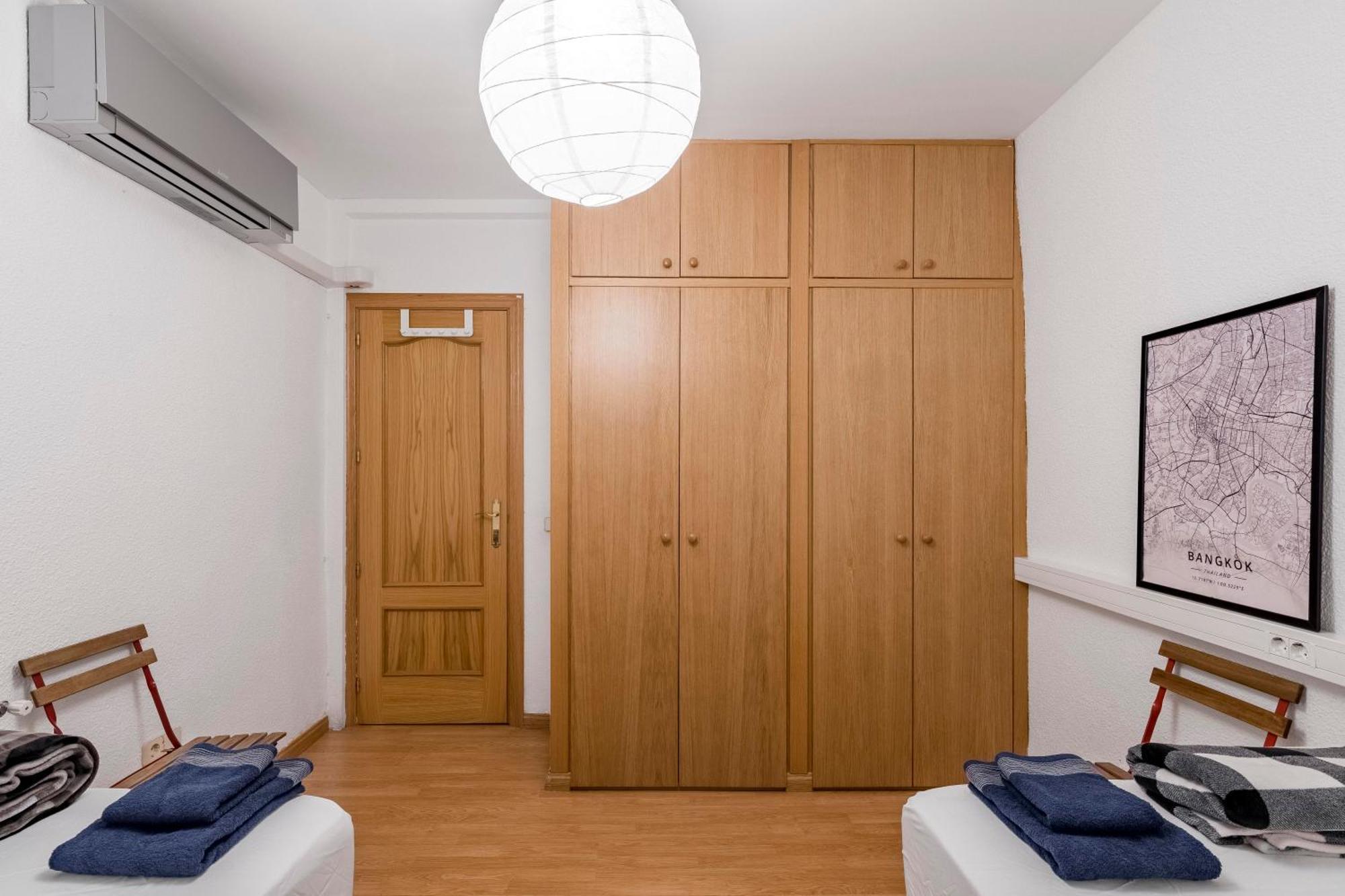 Ferienwohnung Precioso Piso En El Rastro By Bebalmy Madrid Exterior foto